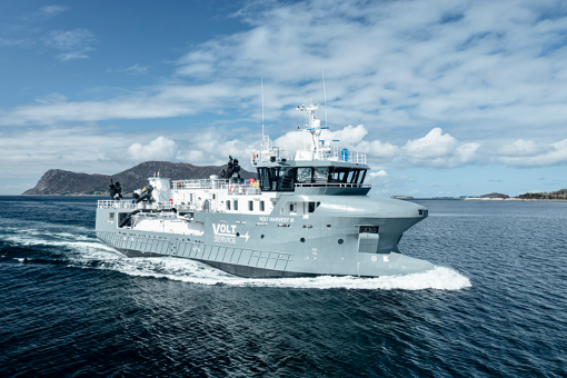 How Remøy Management streamlined compliance across their fleet